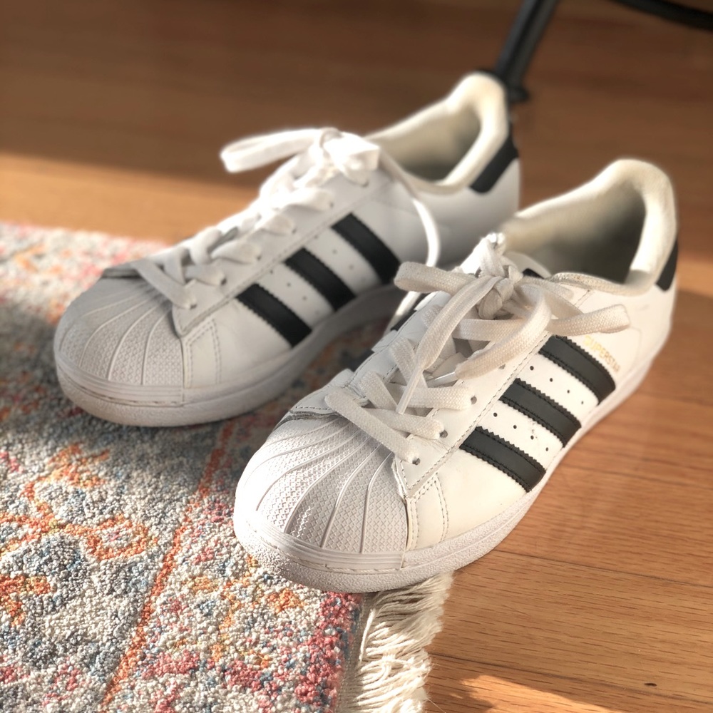Adidas Superstar w/ Black stripe - size 5 - $45
